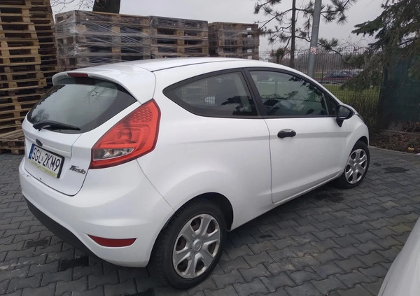 Ford Fiesta cena 7380 przebieg: 321485, rok produkcji 2010 z Pyskowice małe 67